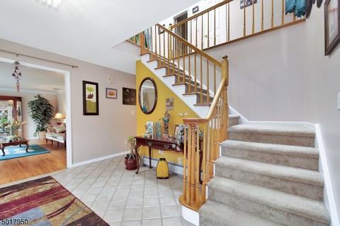 11 Wheeler Rd, Wayne, NJ 07470 photo 2