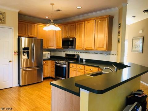 7 Saxton Dr, Hackettstown, NJ 07840 photo 6