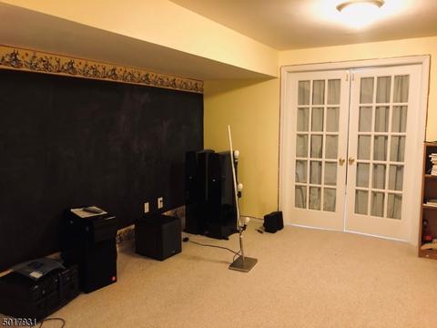 7 Saxton Dr, Hackettstown, NJ 07840 photo 8