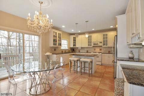 127 Spring Hill Cir, Wayne, NJ 07470 photo 10