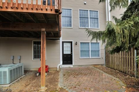 127 Spring Hill Cir, Wayne, NJ 07470 photo 23