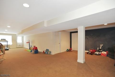 127 Spring Hill Cir, Wayne, NJ 07470 photo 21