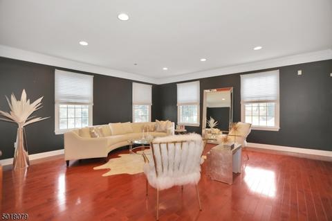 127 Spring Hill Cir, Wayne, NJ 07470 photo 6