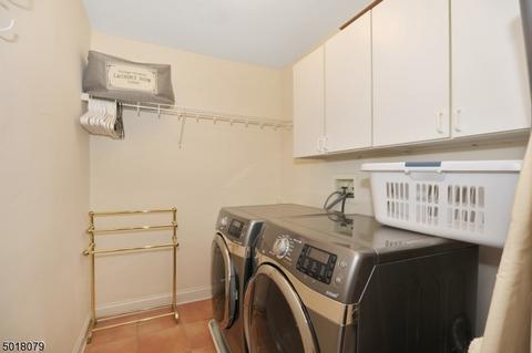 127 Spring Hill Cir, Wayne, NJ 07470 photo 20