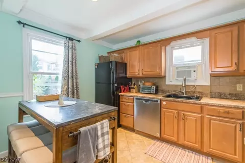 393 Walnut St, Nutley, NJ 07110 photo 9
