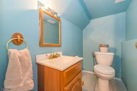 393 Walnut St, Nutley, NJ 07110 photo 18