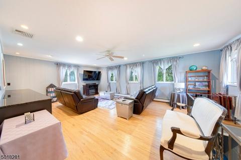 37 Towsen Rd, Wayne, NJ 07470 photo 10
