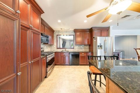 37 Towsen Rd, Wayne, NJ 07470 photo 7
