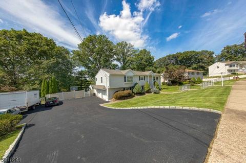 37 Towsen Rd, Wayne, NJ 07470 photo 2