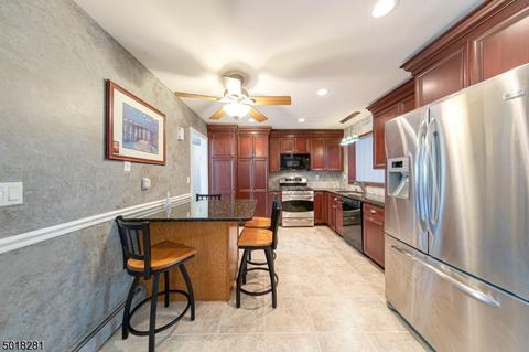 37 Towsen Rd, Wayne, NJ 07470 photo 8