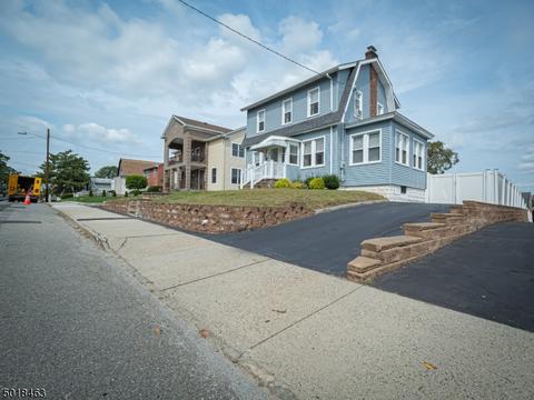 52 Centre St, Nutley, NJ 07110 photo 2