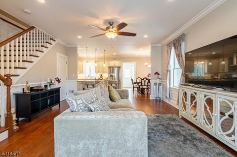 31 Chestnut St, Rutherford, NJ 07070 photo 1