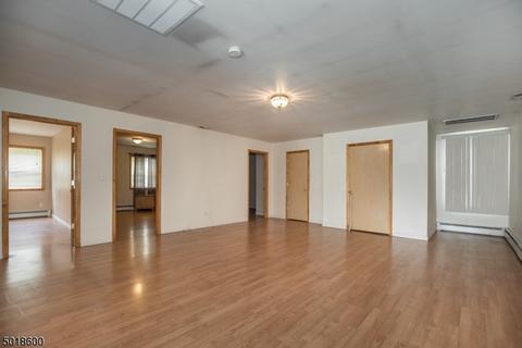 1514 Ratzer Rd, Wayne, NJ 07470 photo 17
