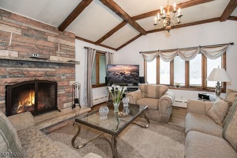 1514 Ratzer Rd, Wayne, NJ 07470 photo 2