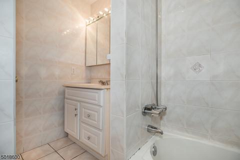 1514 Ratzer Rd, Wayne, NJ 07470 photo 22