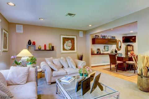 33 Hershey Rd, Wayne, NJ 07470 photo 6