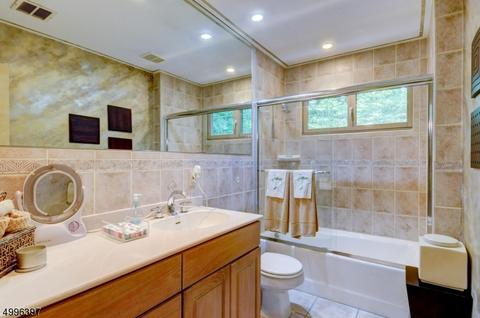 33 Hershey Rd, Wayne, NJ 07470 photo 14