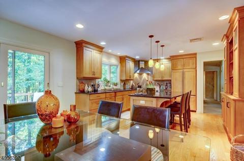 33 Hershey Rd, Wayne, NJ 07470 photo 9