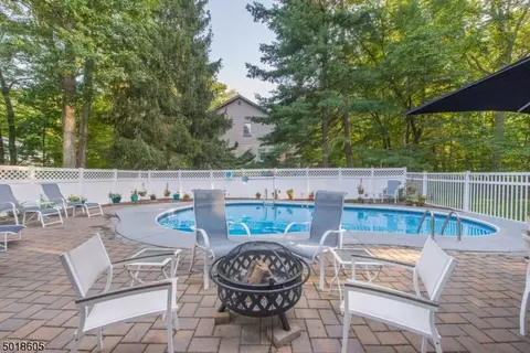 54 Meadow Brook Rd, Randolph, NJ 07869 photo 21