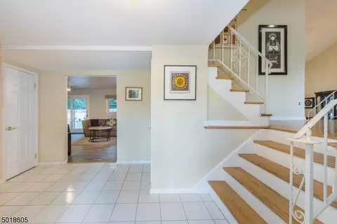 54 Meadow Brook Rd, Randolph, NJ 07869 photo 2