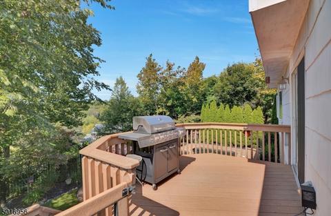 11 Molinari Dr, Wanaque, NJ 07465 photo 23