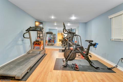 11 Molinari Dr, Wanaque, NJ 07465 photo 18
