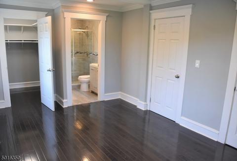 10 Farview Ave, Paramus, NJ 07652 photo 11