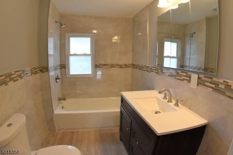 10 Farview Ave, Paramus, NJ 07652 photo 15