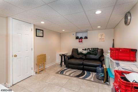 39 Coldevin Rd, Clark, NJ 07066 photo 22