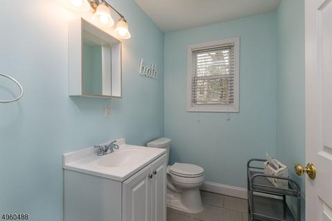 39 Coldevin Rd, Clark, NJ 07066 photo 12