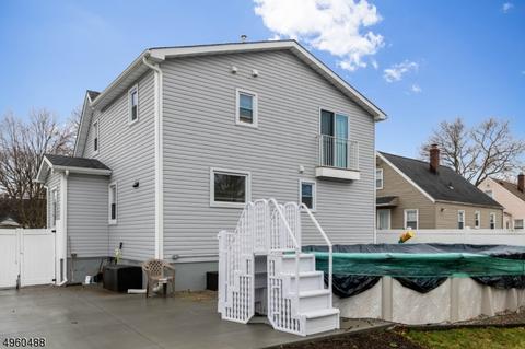 39 Coldevin Rd, Clark, NJ 07066 photo 2