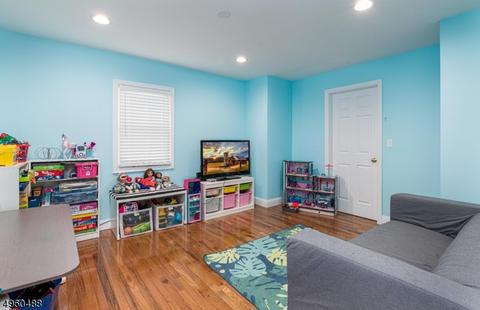 39 Coldevin Rd, Clark, NJ 07066 photo 6