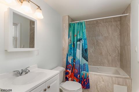 39 Coldevin Rd, Clark, NJ 07066 photo 17