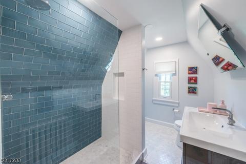 110 Christopher St, Montclair, NJ 07042 photo 19
