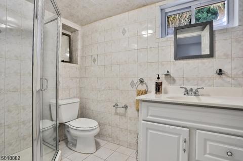 16 Welsh Ct, Wayne, NJ 07470 photo 24