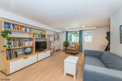 46 Valley View Ter, Wayne, NJ 07470 photo 18