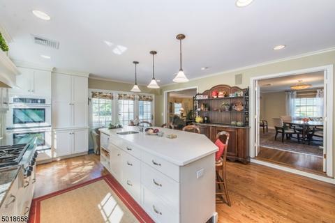 46 Valley View Ter, Wayne, NJ 07470 photo 2