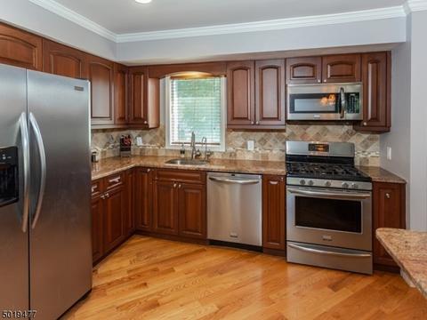 130 Oak St, Dover, NJ 07801 photo 8
