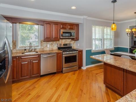130 Oak St, Dover, NJ 07801 photo 10