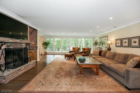 5 Fox Hedge Rd, Saddle River, NJ 07458 photo 6