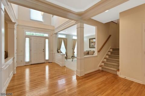 130 White Pine Ct, Paramus, NJ 07652 photo 6