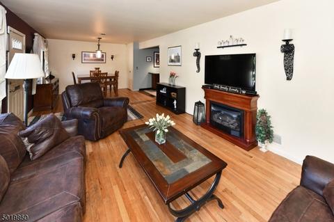 686 Victoria Ave, Paramus, NJ 07652 photo 7