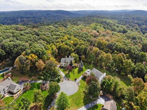 91 Westgate Dr, Sparta, NJ 07871 photo 1