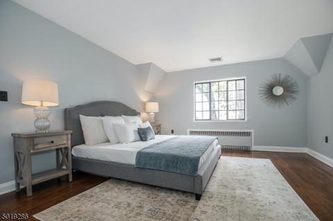 272 Highland Ave, Montclair, NJ 07043 photo 16