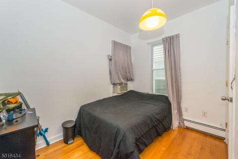 34 Clinton St, Bloomfield, NJ 07003 photo 7