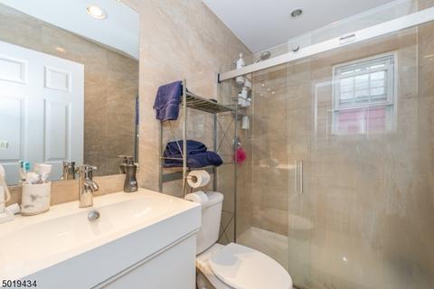 34 Clinton St, Bloomfield, NJ 07003 photo 8