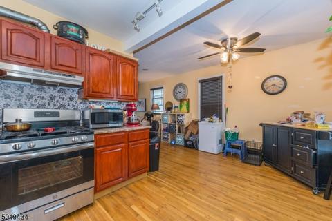 34 Clinton St, Bloomfield, NJ 07003 photo 15