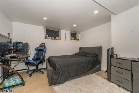 34 Clinton St, Bloomfield, NJ 07003 photo 9