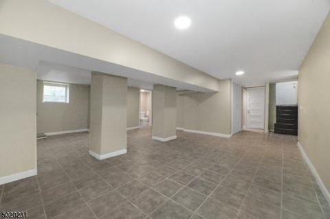 47 Hampton Ter, Orange, NJ 07050 photo 2