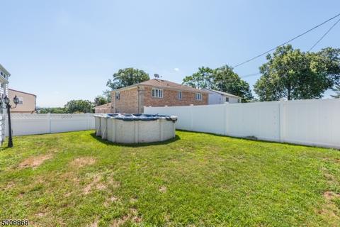 151 Crest Dr, Belleville, NJ 07109 photo 22